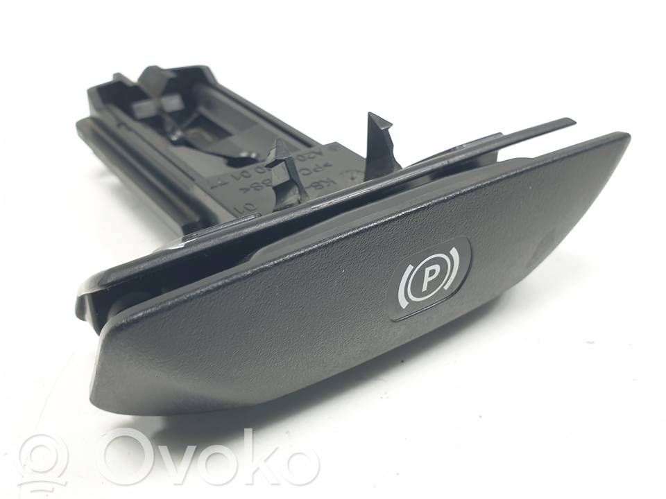 Mercedes-Benz C W204 Dźwignia hamulca ręcznego