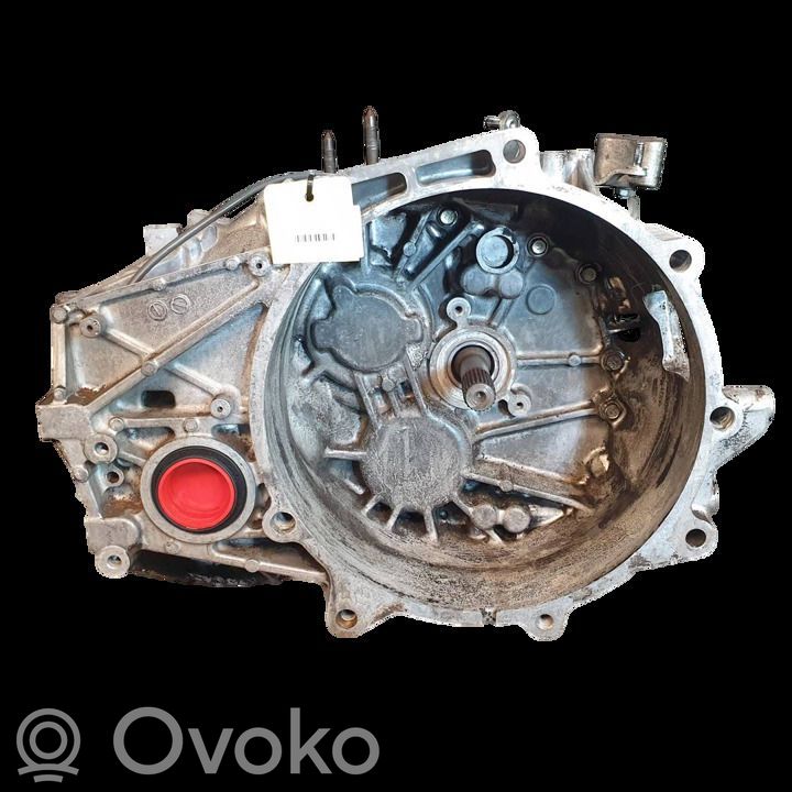 Mitsubishi Grandis Scatola del cambio manuale a 5 velocità 