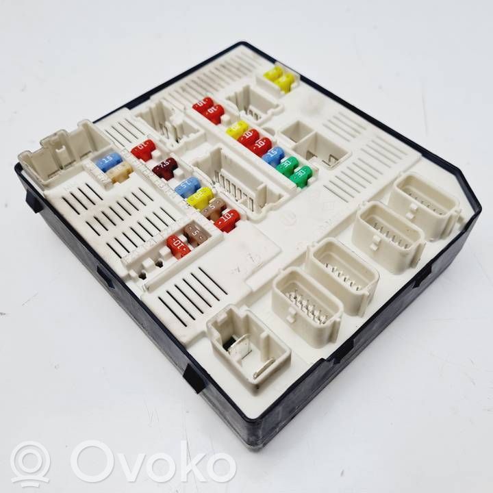 Sulakemoduuli   284B68744R