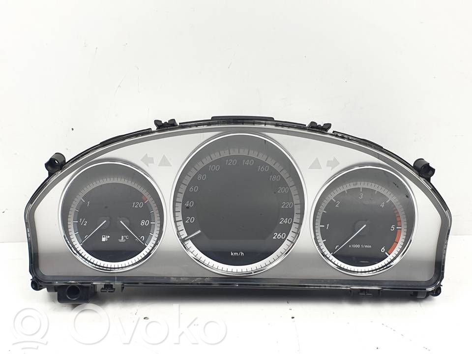 Mercedes-Benz C W204 Tachimetro (quadro strumenti)