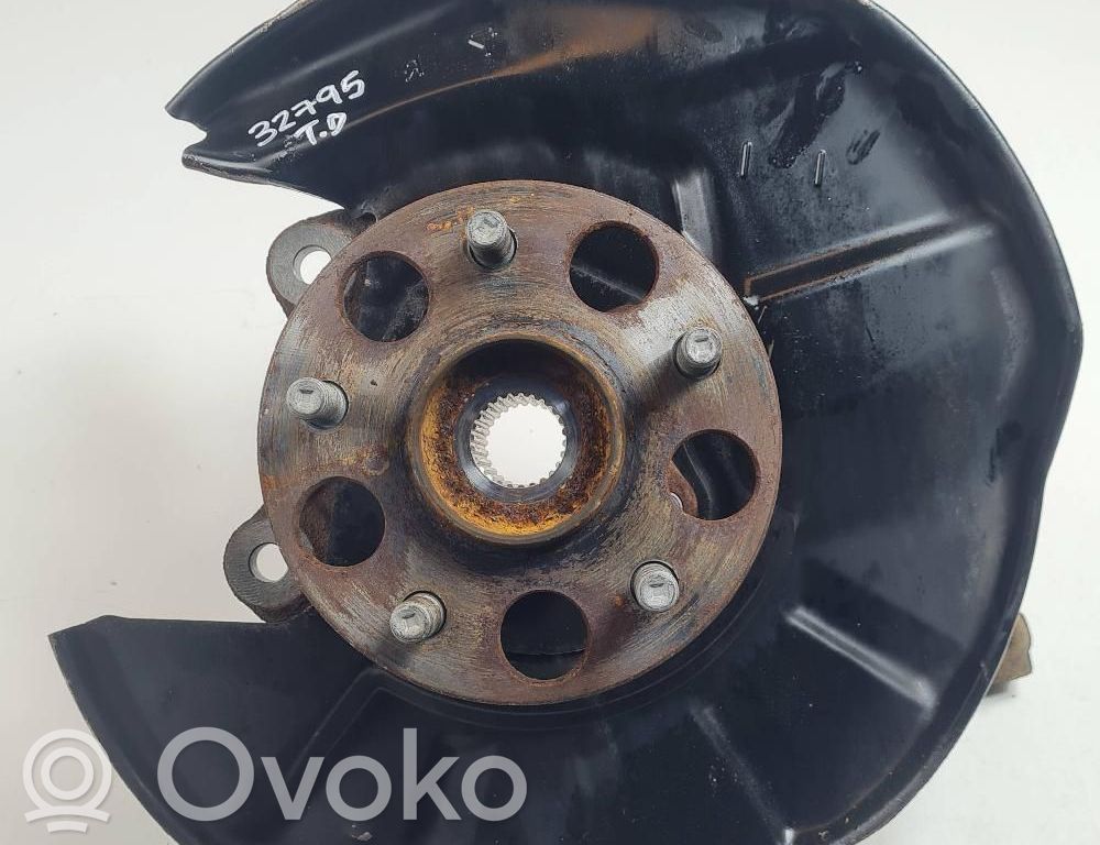 Toyota RAV 4 (XA50) Achsschenkel hinten