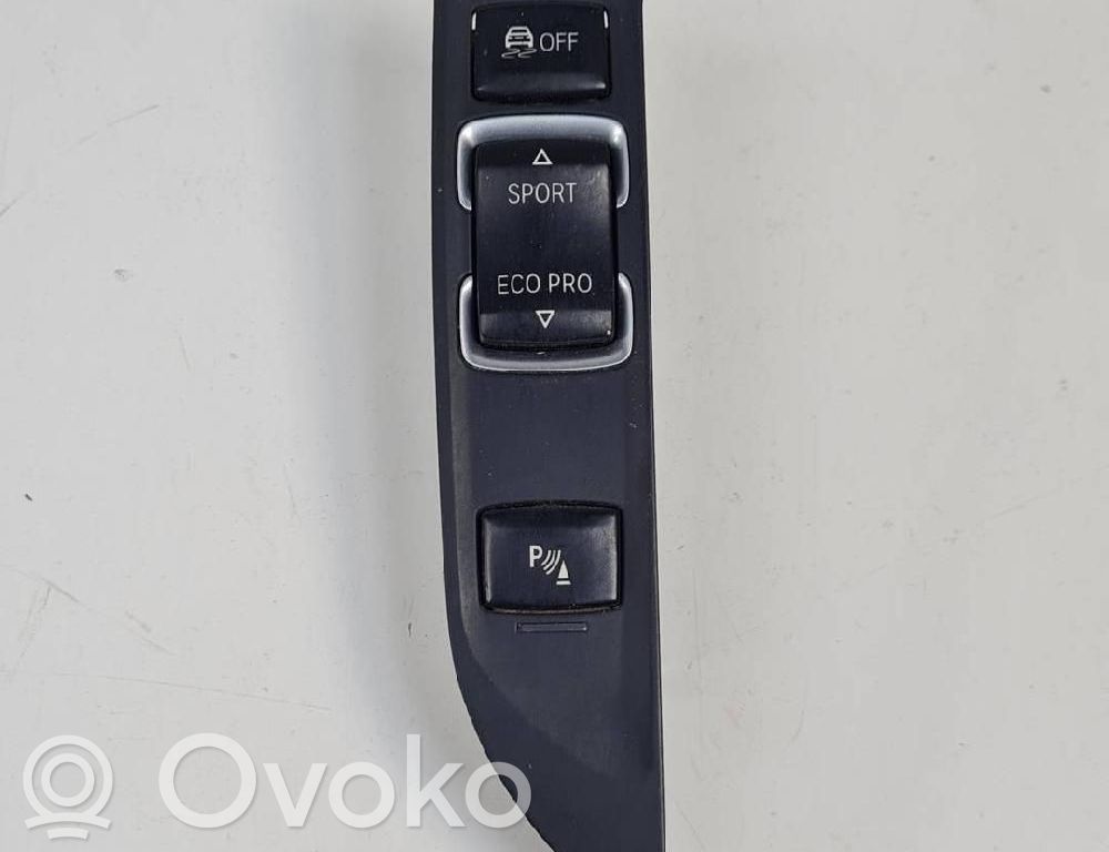 Comutator/buton multifuncțional   9252912