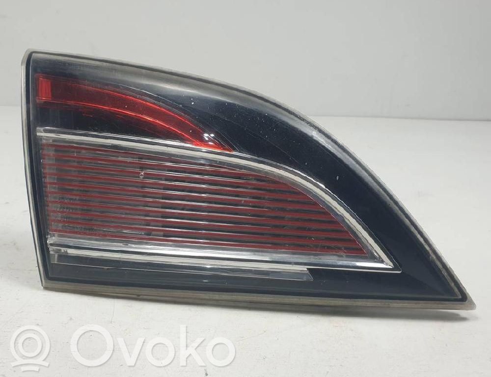 Mazda 6 Lampy tylnej klapy bagażnika 