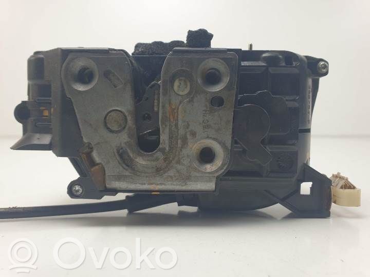 Etuoven lukko   350754F
