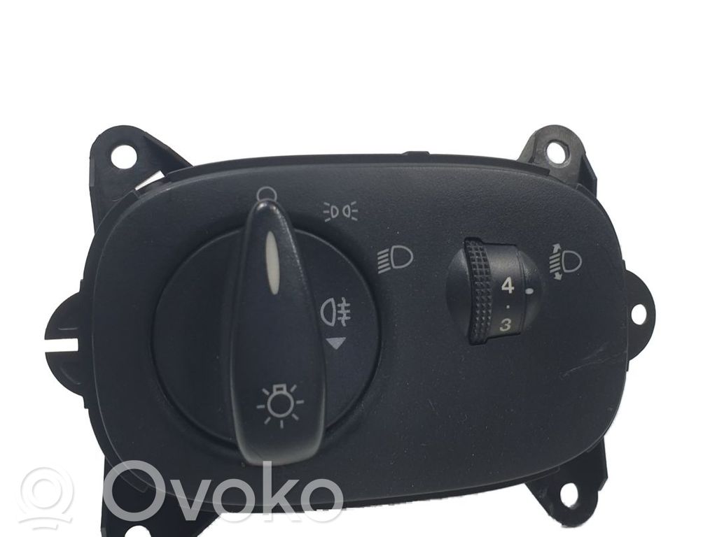 Przełącznik świateł   YC1T13A024BB