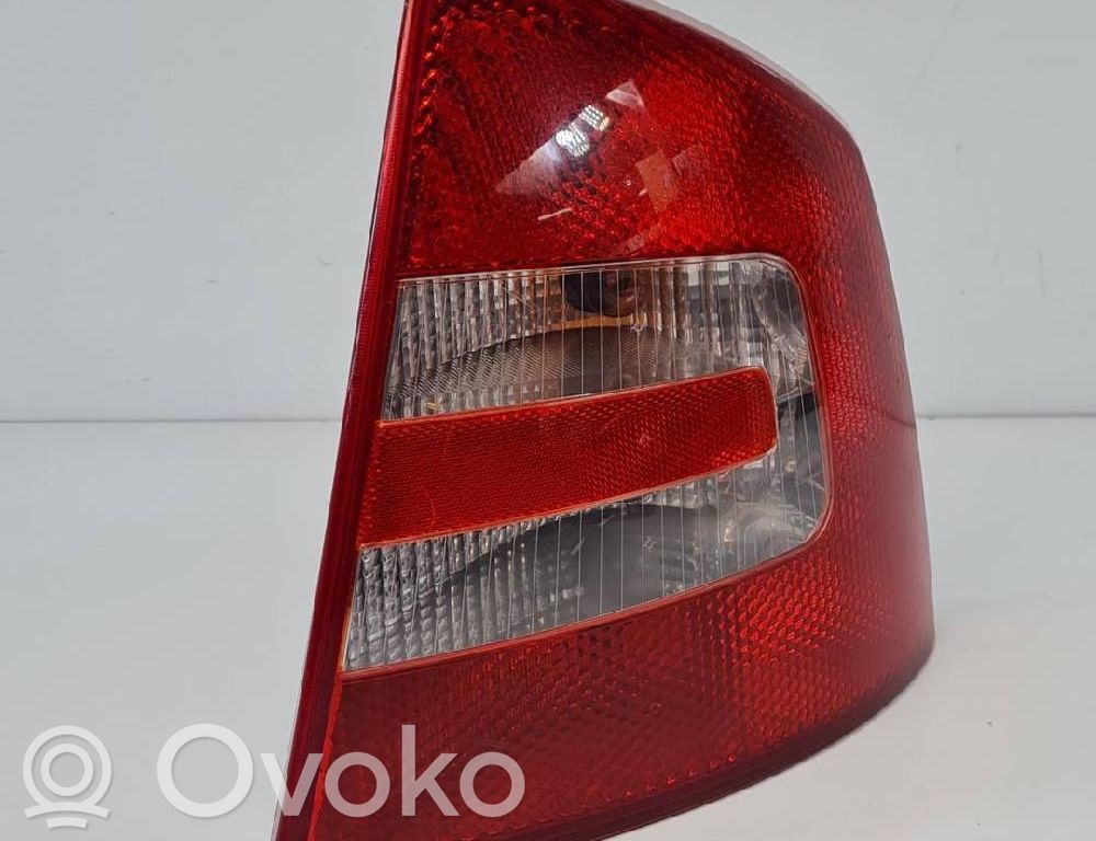 Skoda Octavia Mk2 (1Z) Lampa tylna 