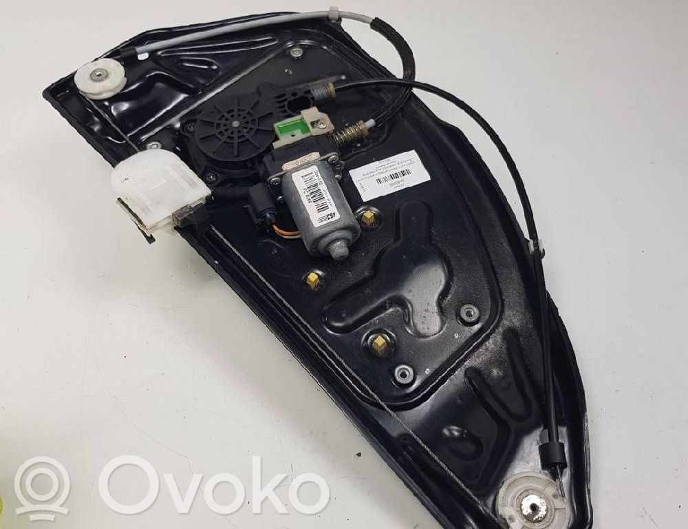 Land Rover Freelander 2 - LR2 Rear door manual window regulator 