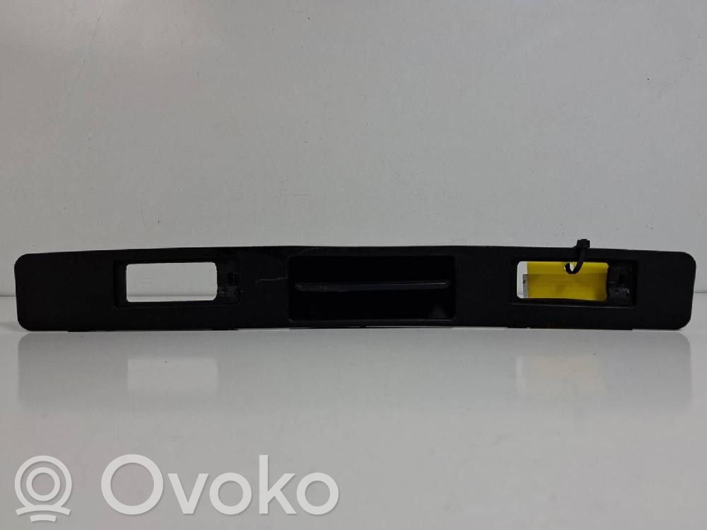 Volvo V70 Griff Taster Öffner Heckklappe Kofferraumdeckel 