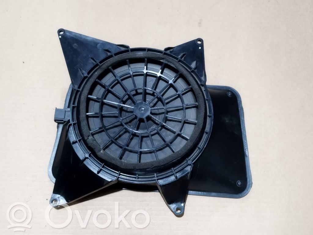 Audi A8 S8 D3 4E Subwoofer speaker 