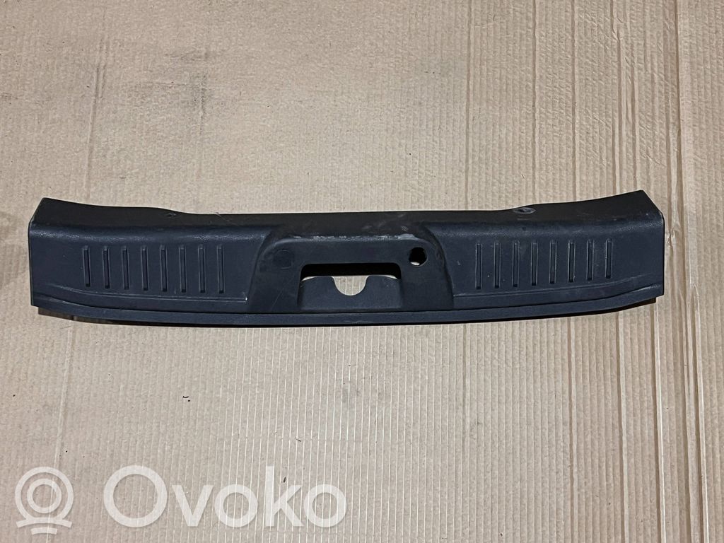 Ford Fiesta Osłona pasa bagażnika 