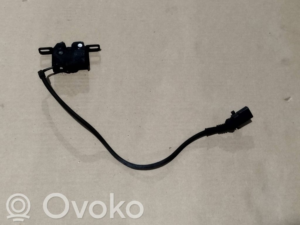 Audi A8 S8 D3 4E Engine bonnet/hood lock/catch 