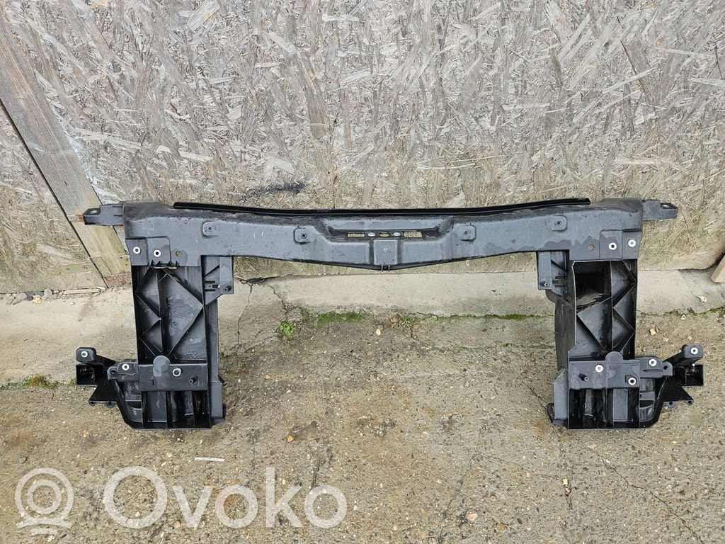 Volkswagen Crafter Radiatoru panelis 