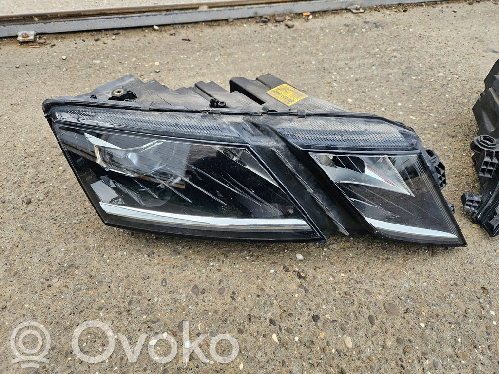 Skoda Octavia Mk3 (5E) Scheinwerfer 