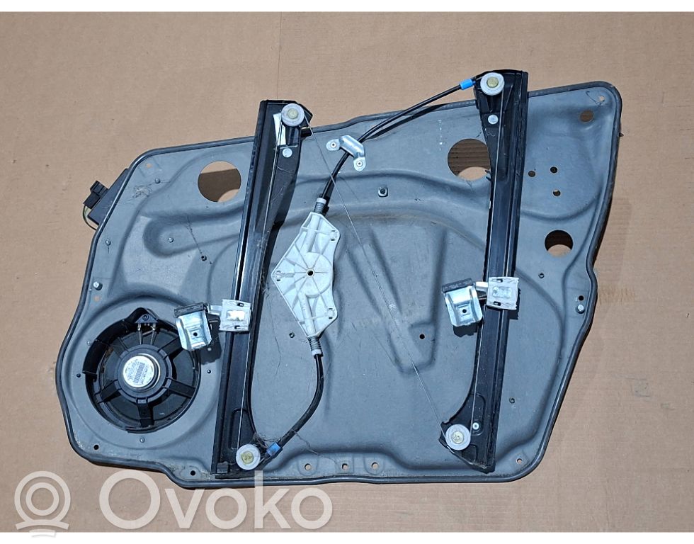 Elektryczny podnośnik szyby drzwi przednich   A1697202979,F060206,994424105