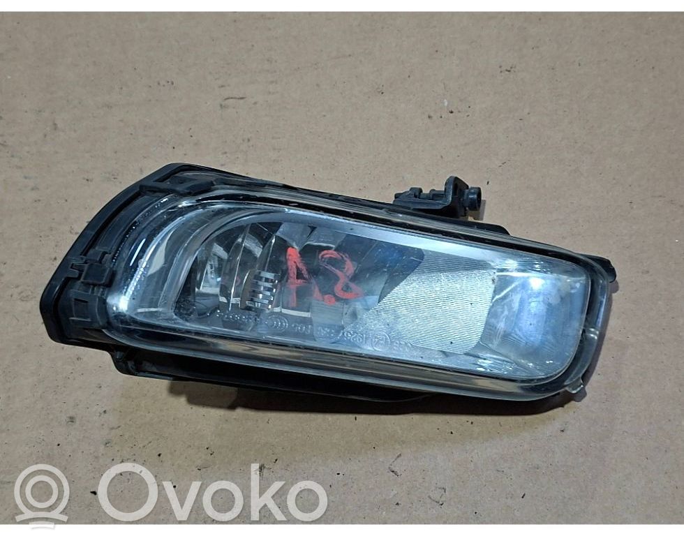 Audi A8 S8 D3 4E Miglas lukturis priekšā 