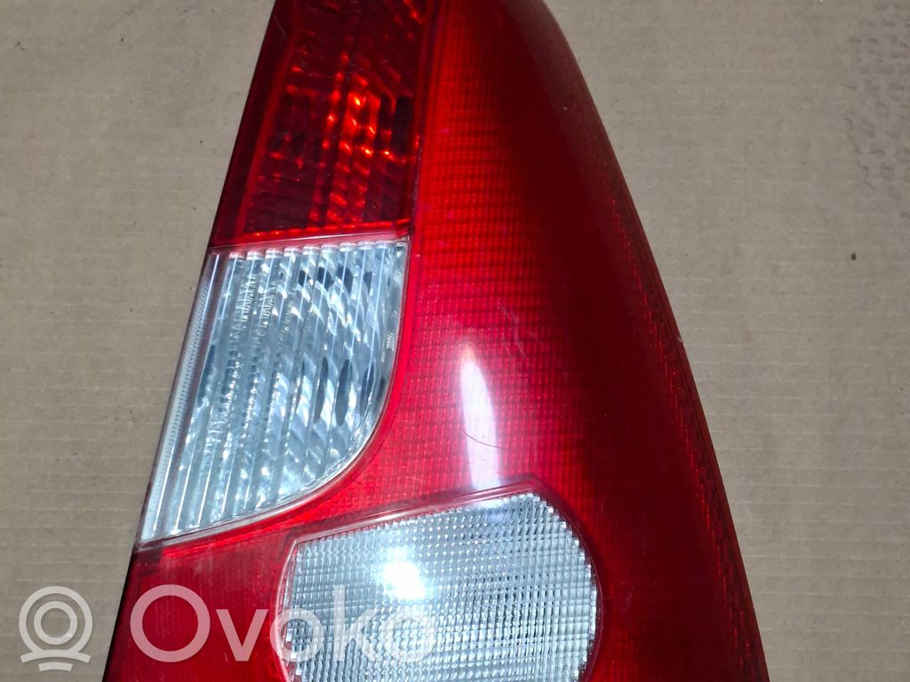 Dacia Logan I Lampa tylna 