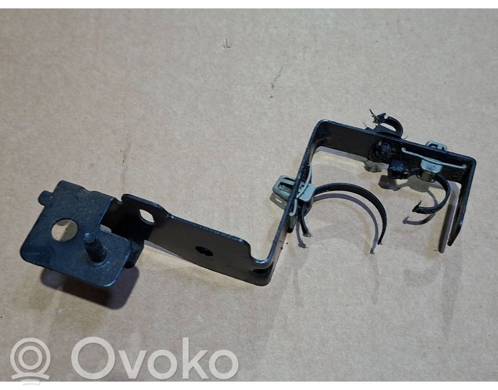 Dacia Sandero Altra parte del vano motore 
