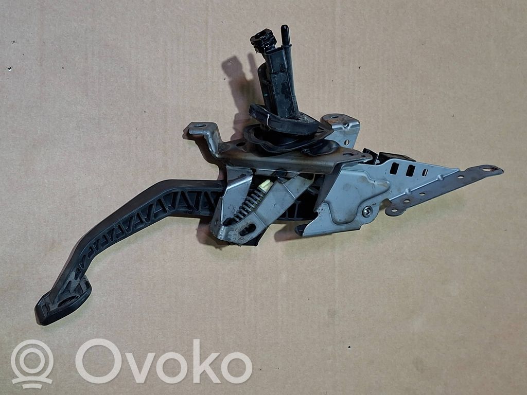 Ford Kuga II Pedale della frizione 
