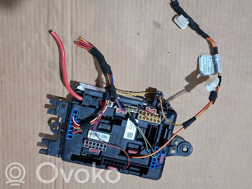 BMW 3 F30 F35 F31 Fuse module 