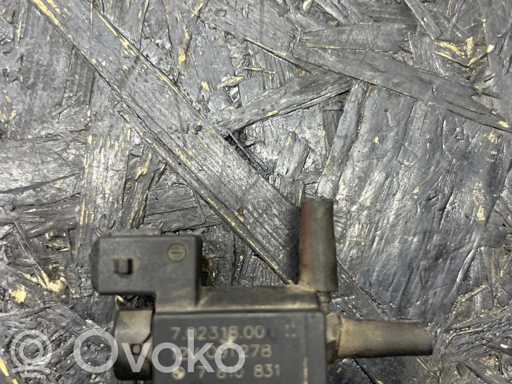 BMW 3 E90 E91 Zawór podciśnienia / Elektrozawór turbiny 