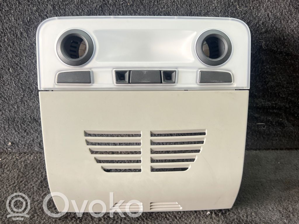 BMW 3 E90 E91 Lampka podsufitki tylna 