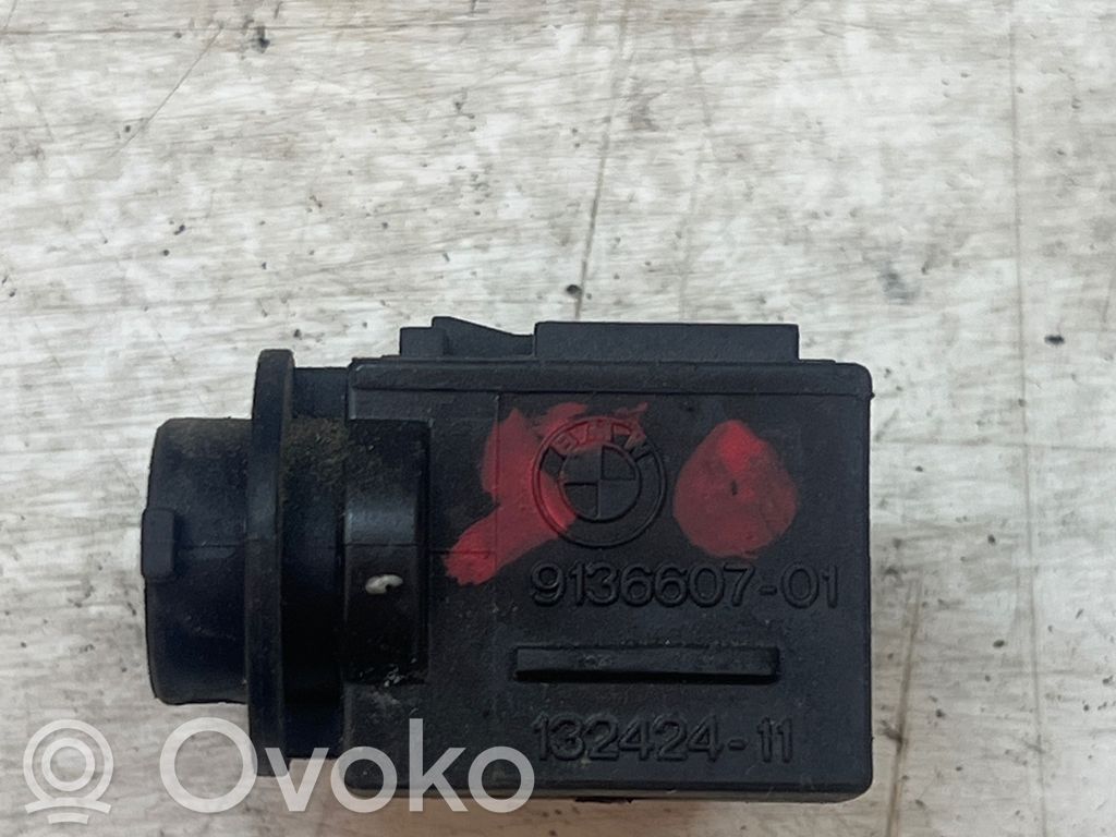 Air quality sensor   9136607,13242411