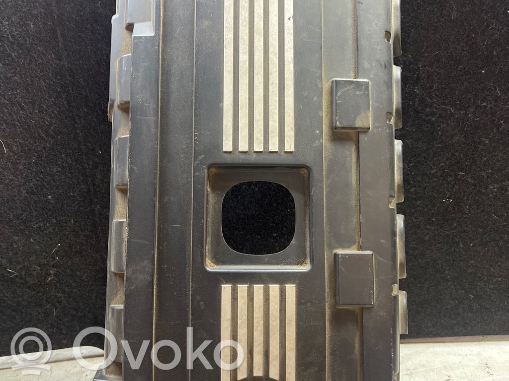 BMW 5 E60 E61 Engine cover (trim) 