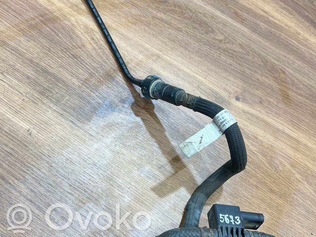 BMW 5 F10 F11 Czujnik ciśnienia paliwa 