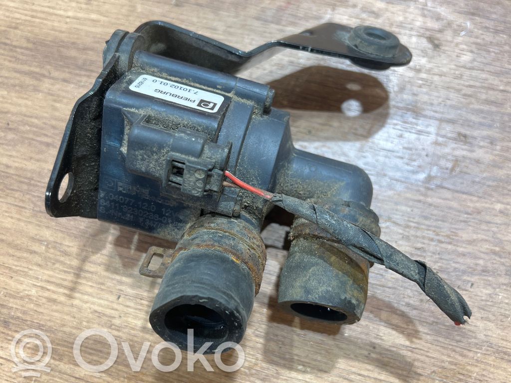 BMW 5 F10 F11 Pompa cyrkulacji / obiegu wody 