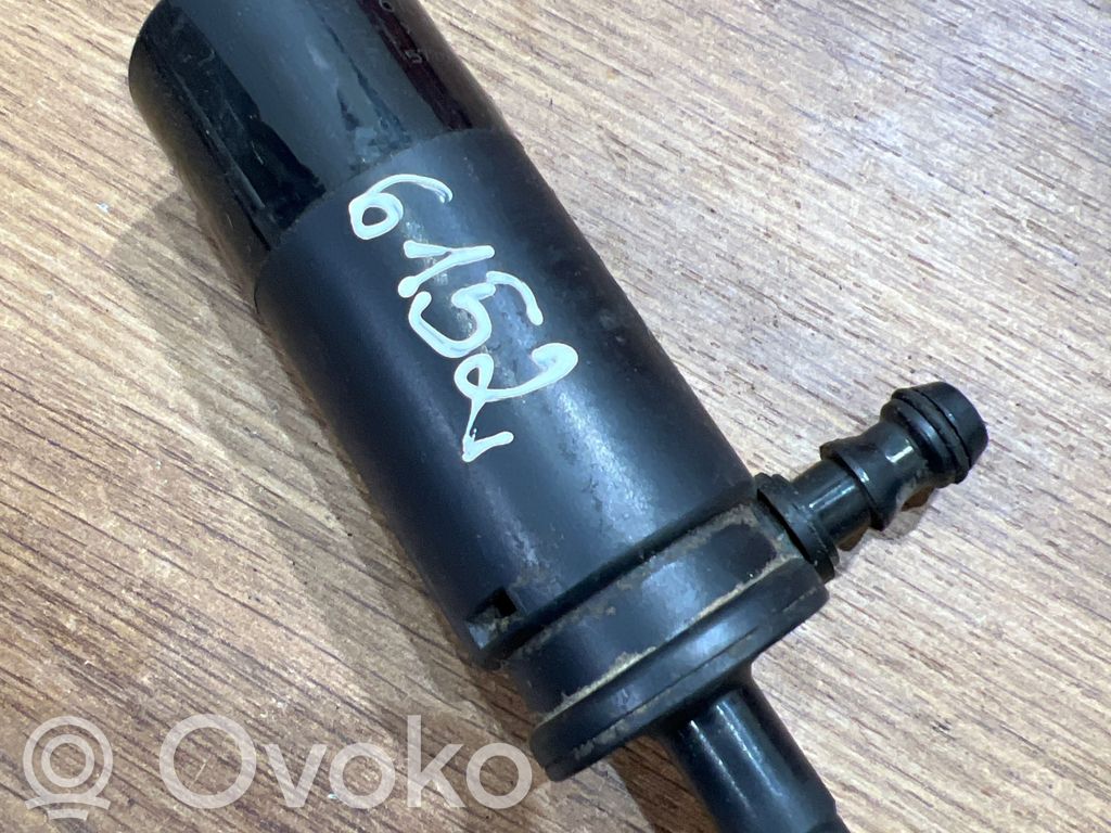 Headlight washer pump   8377613,577863,031104
