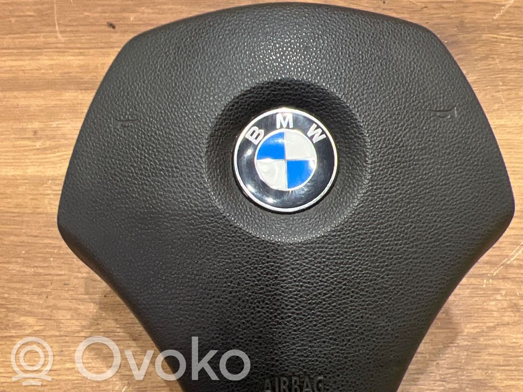 BMW 3 E90 E91 Vairo oro pagalvė 