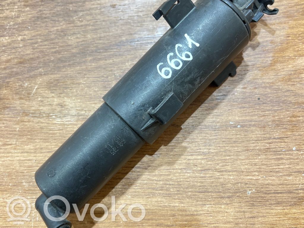 BMW 3 E90 E91 Headlight washer spray nozzle 