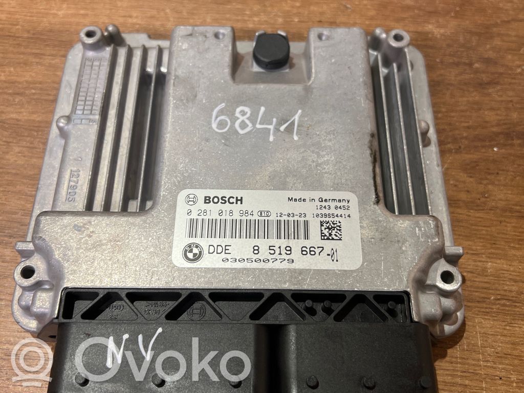 BMW 3 E90 E91 Engine control unit/module 