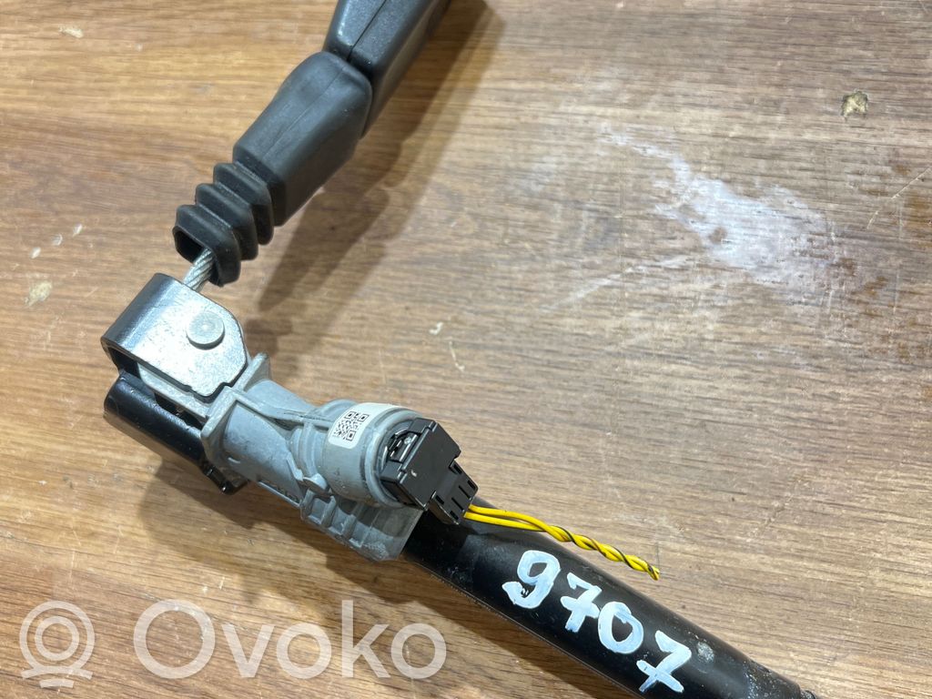 BMW 3 E90 E91 Sagtis diržo galine 