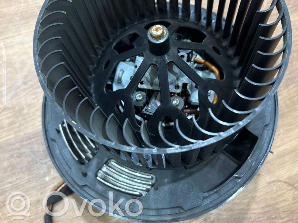 Mazā radiatora ventilators   55362968,042022