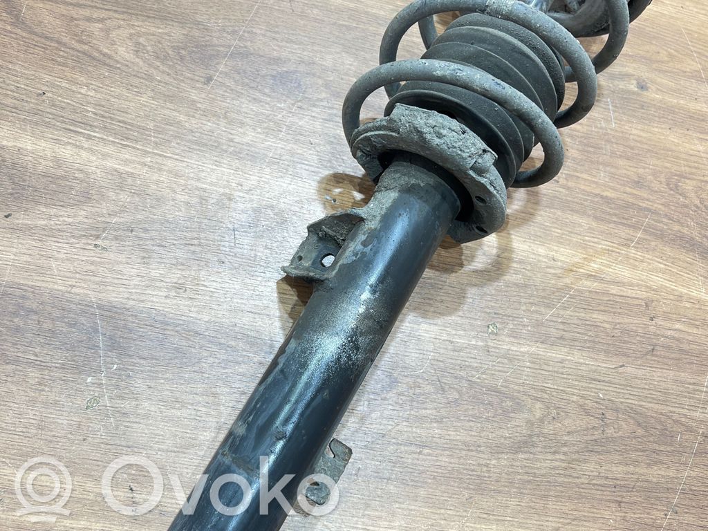 BMW 3 E92 E93 Priekšpusē amortizators ar atsperi 