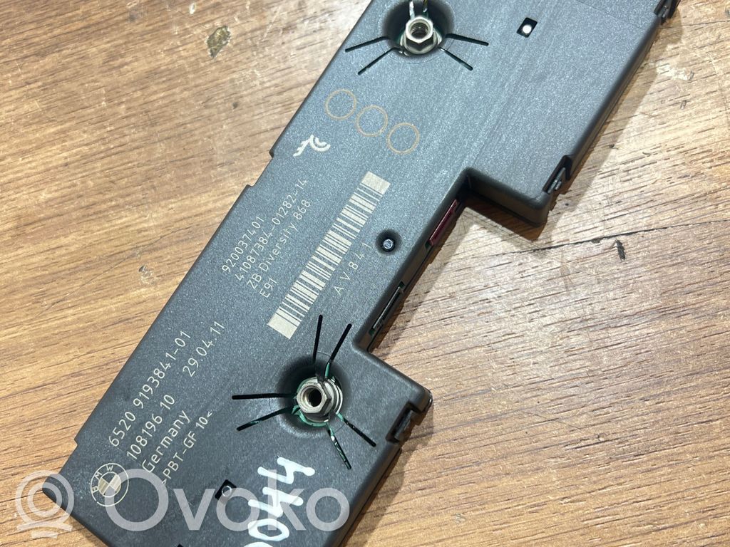 BMW 3 E90 E91 Antenos stiprintuvas 