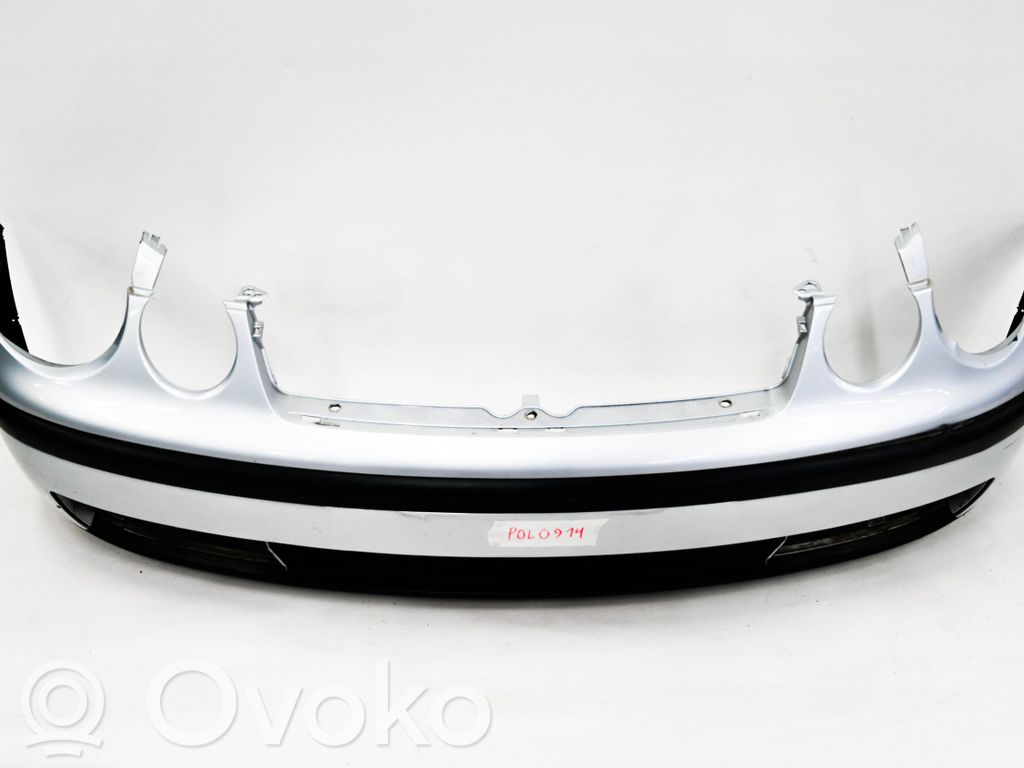 Volkswagen Polo Paraurti anteriore 