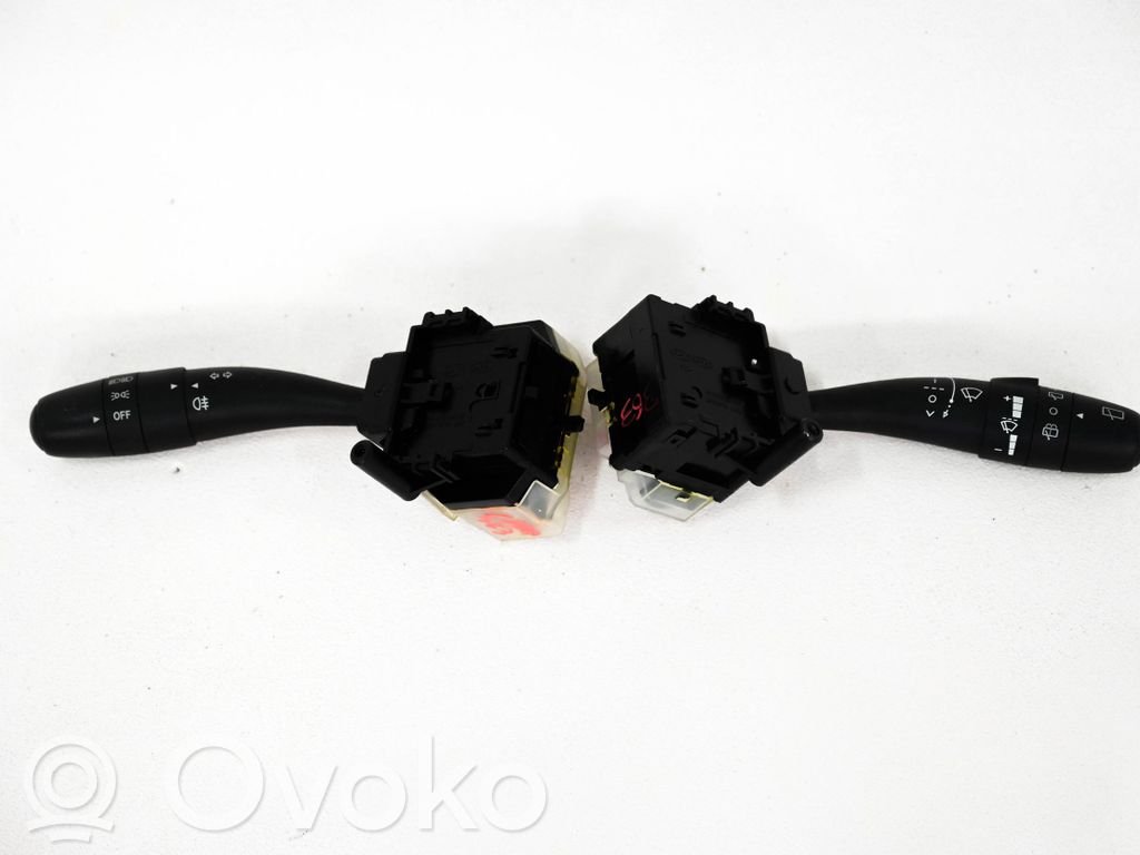 KIA Ceed Wiper turn signal indicator stalk/switch 