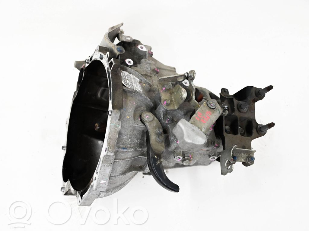 Mitsubishi Space Star Manual 5 speed gearbox 