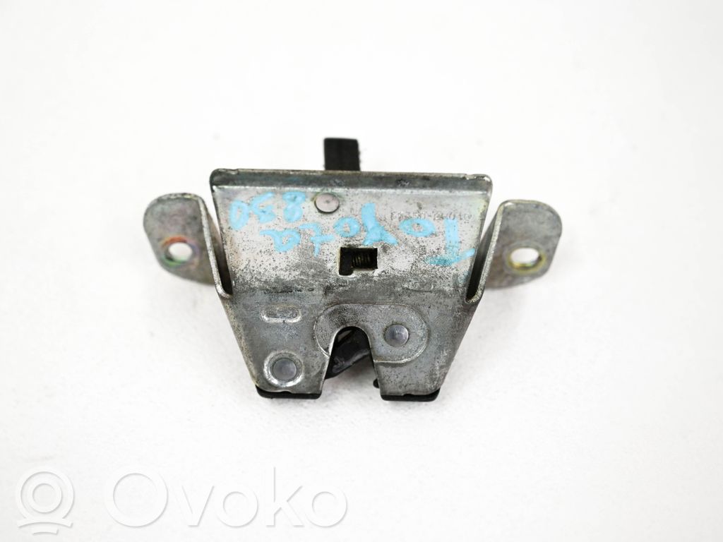 Toyota Aygo AB10 Tailgate lock latch 