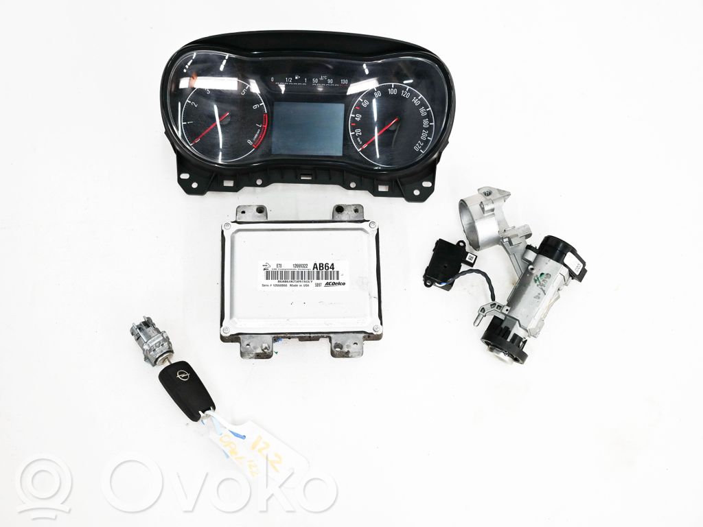 Opel Corsa E Engine ECU kit and lock set 