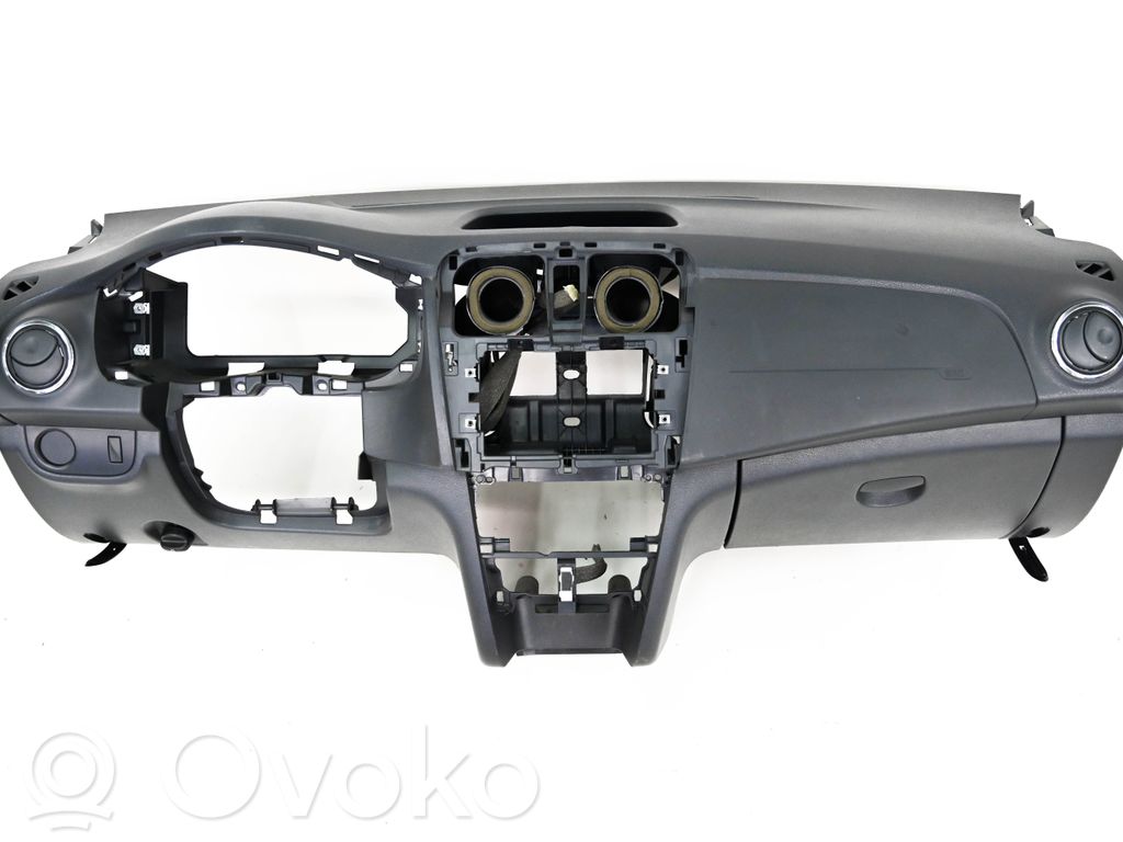 Dacia Sandero II Dashboard 