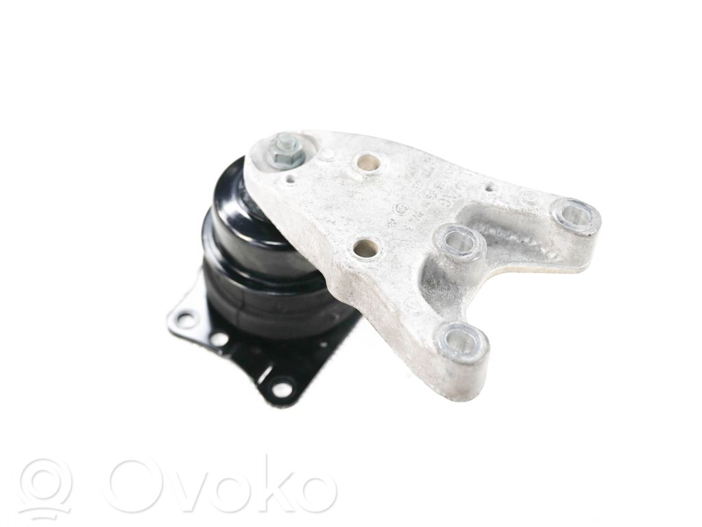 Volkswagen Polo IV 9N3 Engine mount bracket 
