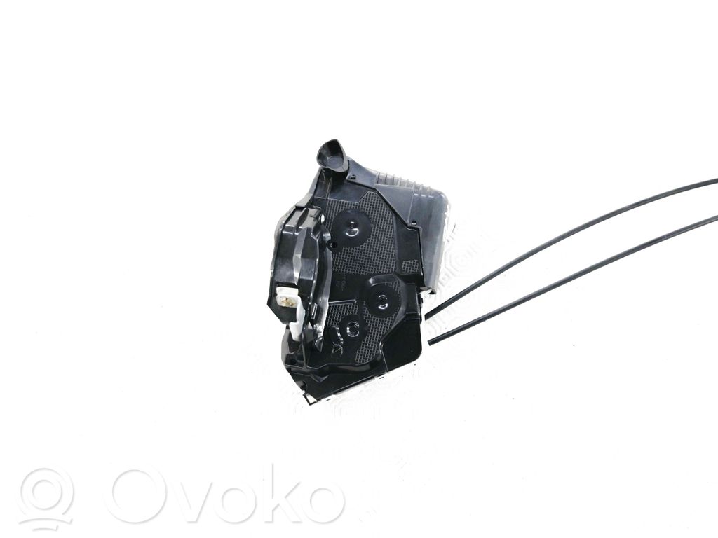 Toyota Yaris Zamek drzwi przednich 