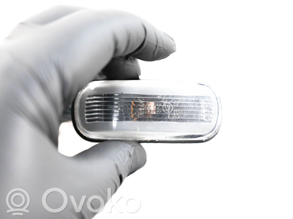 Saab 9-3 Ver1 Front fender indicator light 