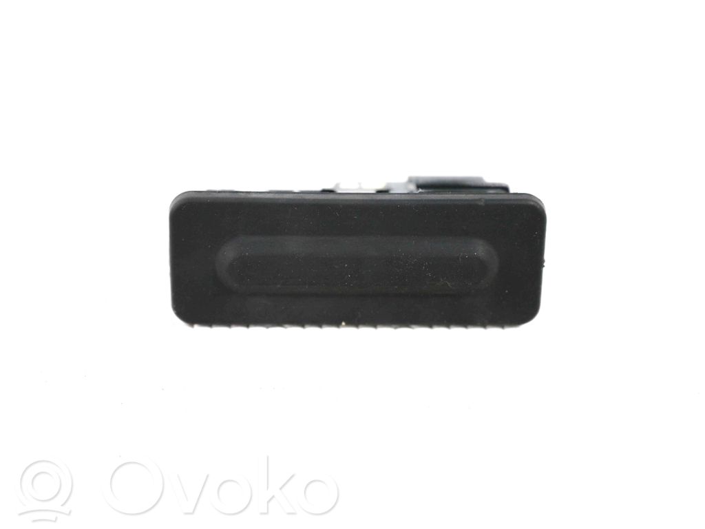 Rączka / Uchwyt klapy tylnej / bagażnika   9827560380,20201222