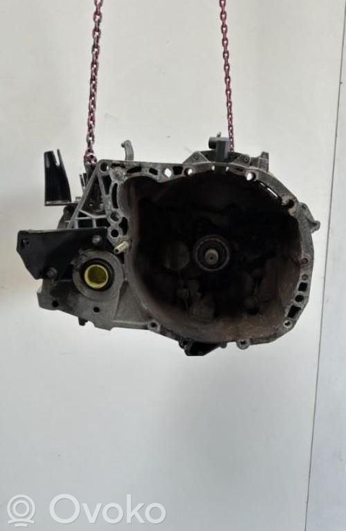 Nissan Micra Manualna 5-biegowa skrzynia biegów 