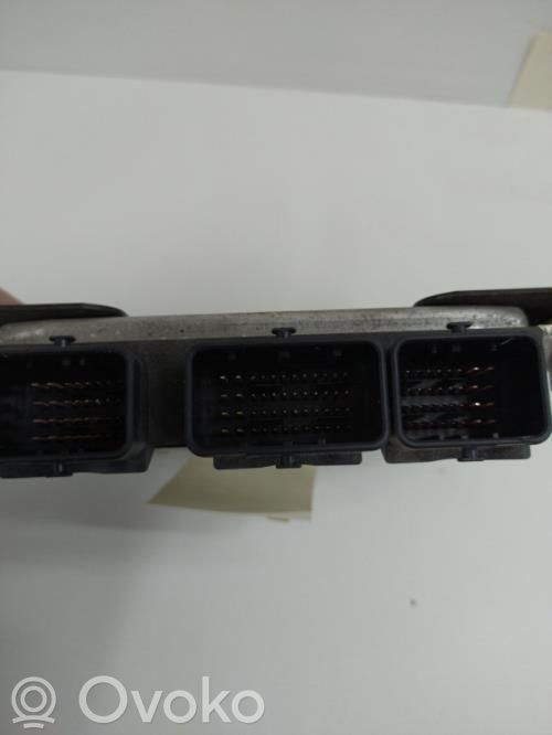 Peugeot 307 Engine control unit/module 