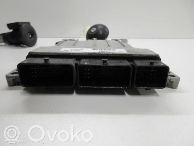Dacia Dokker Juego de cerradura y set ECU del motor 